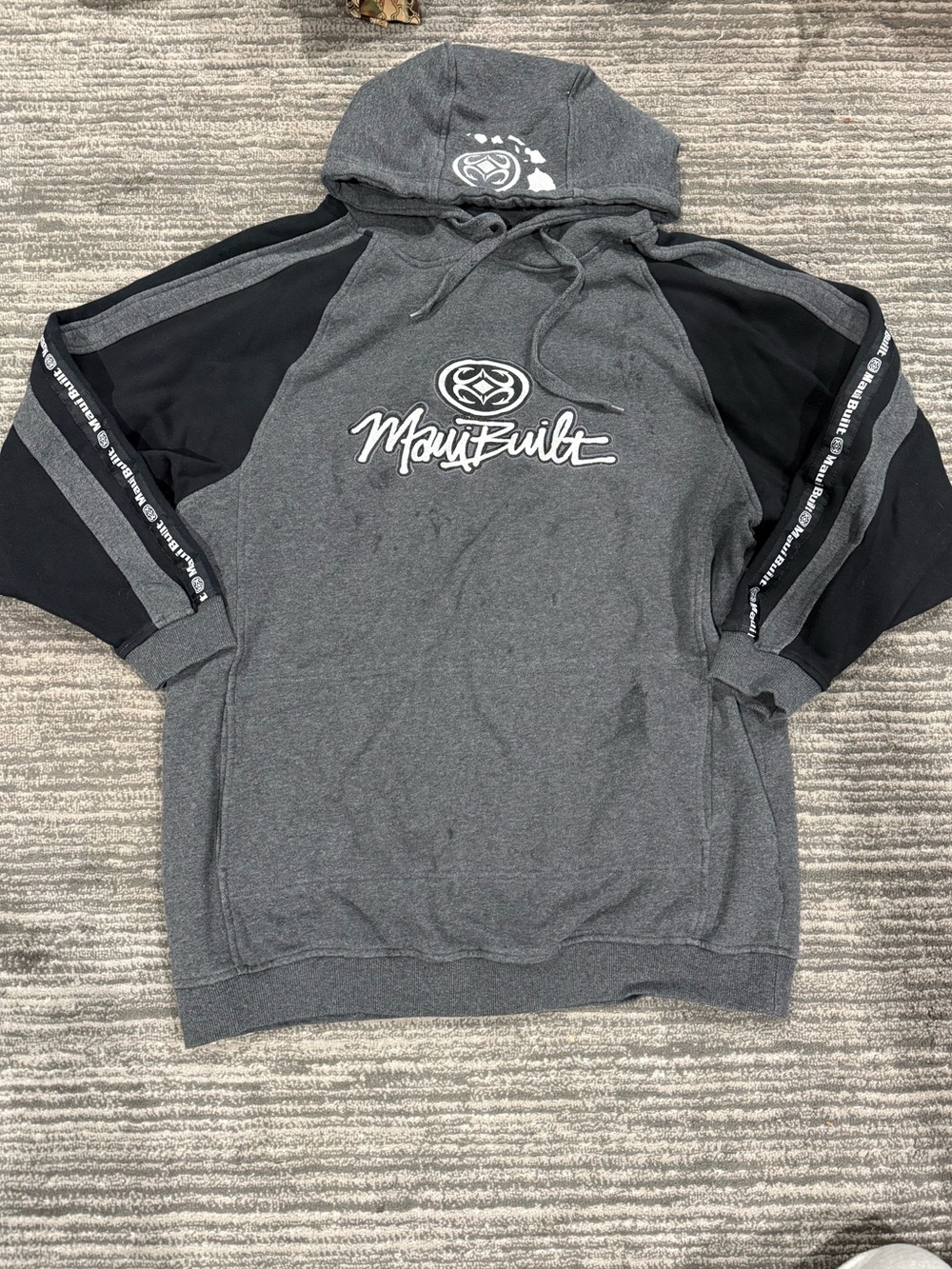 Maui Built Men's Gray & Black Zip-Up Sweater Hoodie